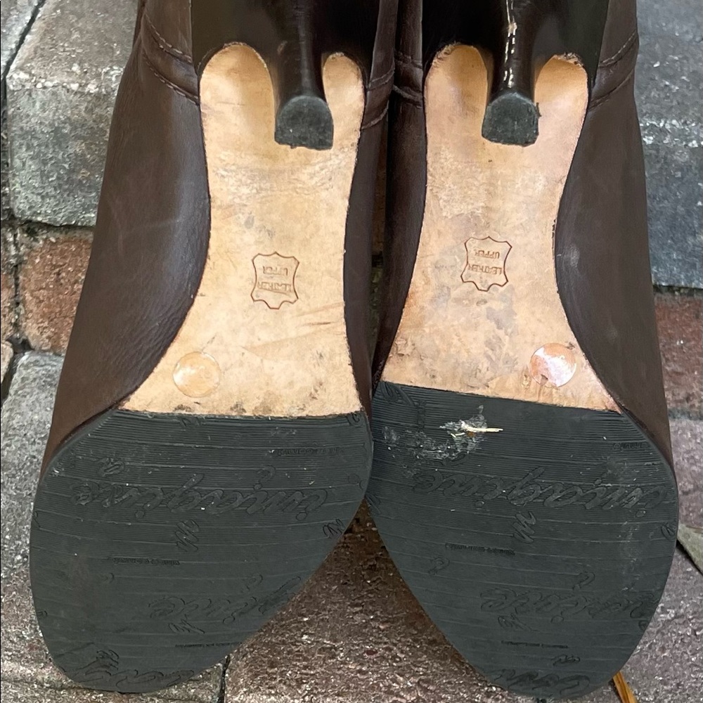 Vince Camuto brown leather tall boots - Picture 9 of 10